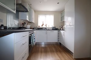 Kitchen- click for photo gallery